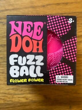 NeeDoh Fuzz Ball Flower Power Fidget Toy, Squishy Sensory- Pink